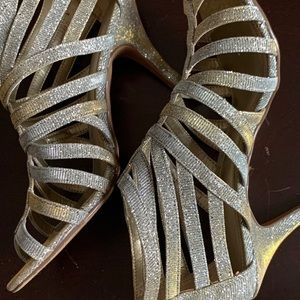 Women Kelly & Katie gold silver strapped size 9